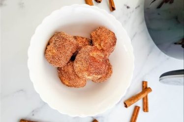 Air Fryer Cinnamon Pumpkin Spice Donut Holes