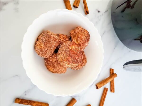 Air Fryer Cinnamon Pumpkin Spice Donut Holes