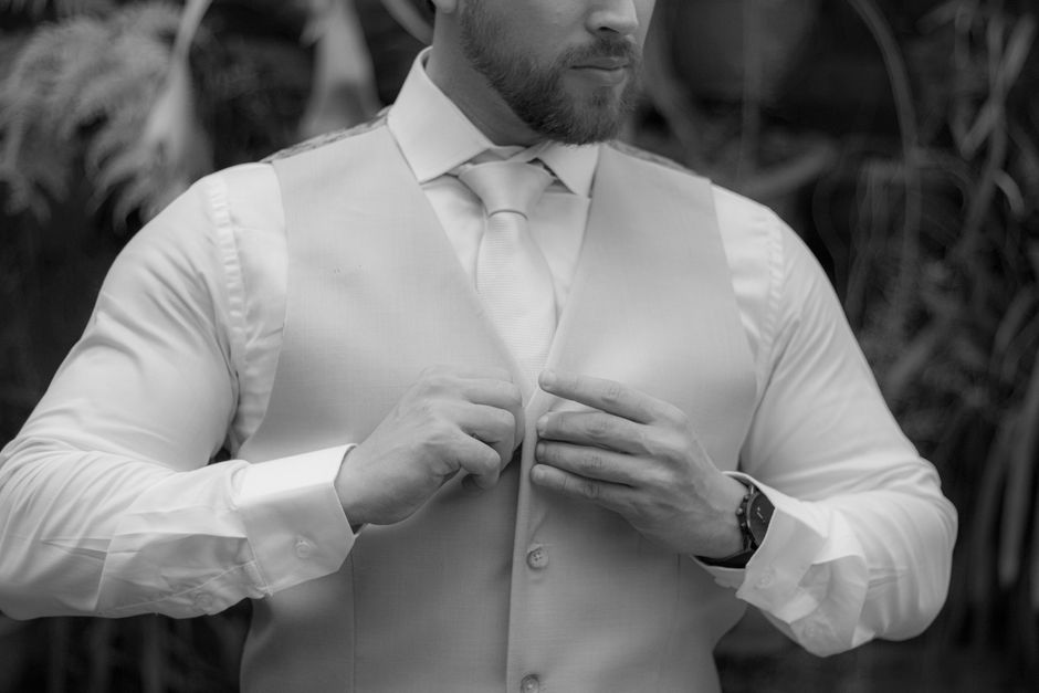 Smart Casual Vest Outfits: Exactly How to Wear One Without Looking Like a Server