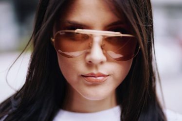 Vogue 2025 Sunglasses: Essential Styles Guide